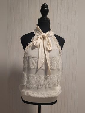 Bebe 100% Silk Lace Trim Halter Tie Neck Top Y2K Winter White Size M